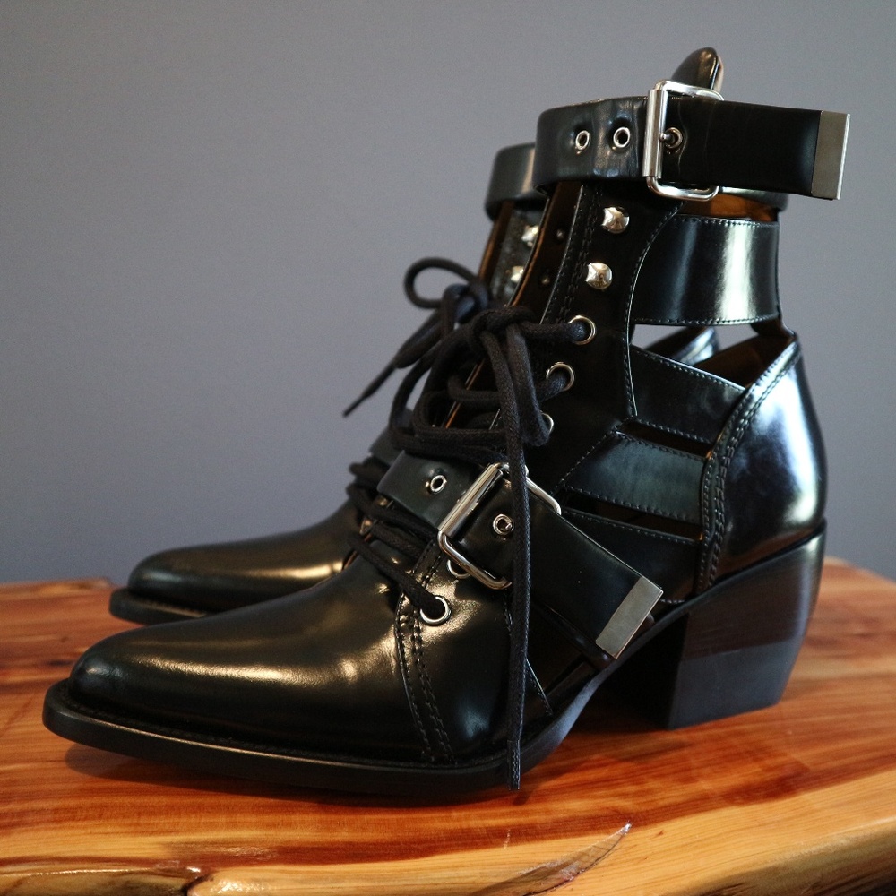 Chloe Rylee Cut Out Boot - BN without Box - Sz 39